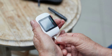 Diabetes_testing blood glucose levels
